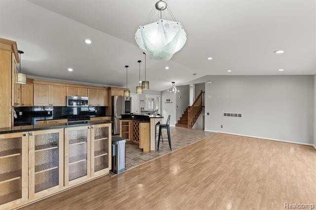 37132 Tericrest Dr - Photo 4 of 21