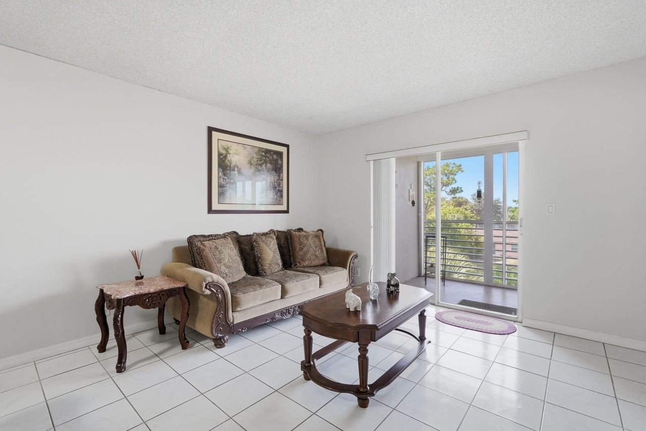 2606 Garden Dr S #305 - Photo 5 of 24