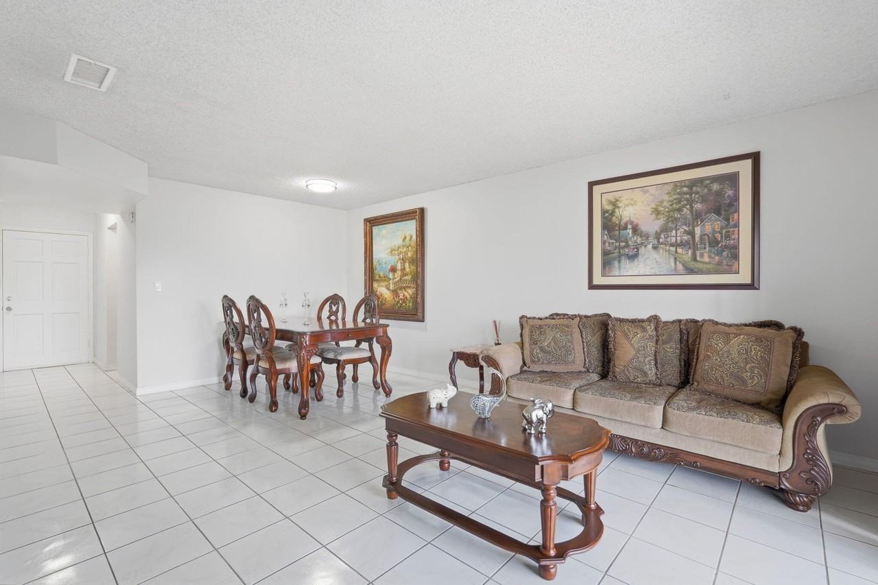 2606 Garden Dr S #305 - Photo 7 of 24