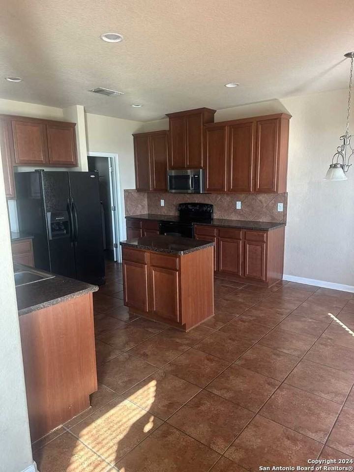 5309 Cilantro Pl - Photo 4 of 18