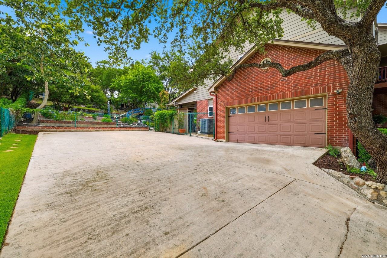 26272 Romance Point St - Photo 7 of 50