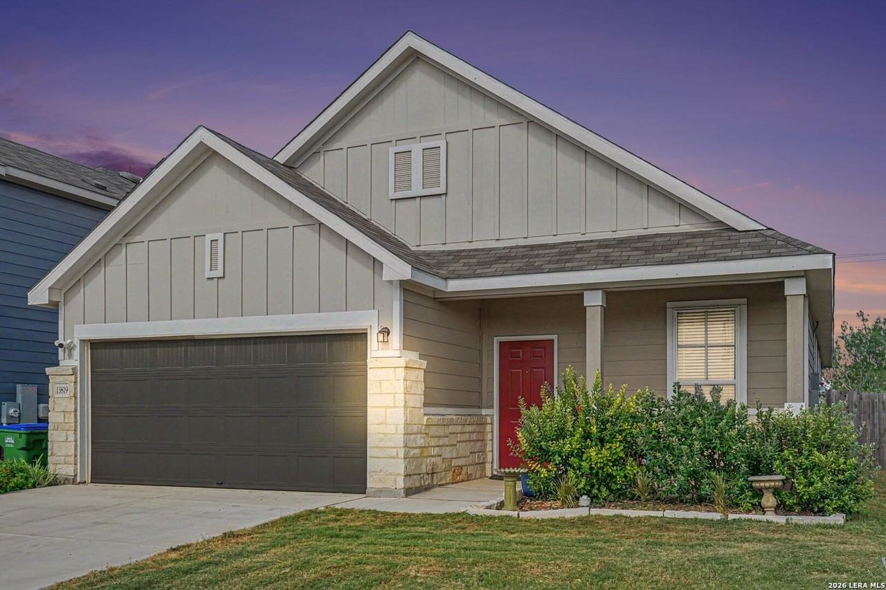 13819 Anchor Way - Photo 2 of 39
