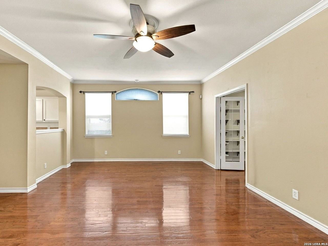 6106 Wexford Brk - Photo 6 of 28