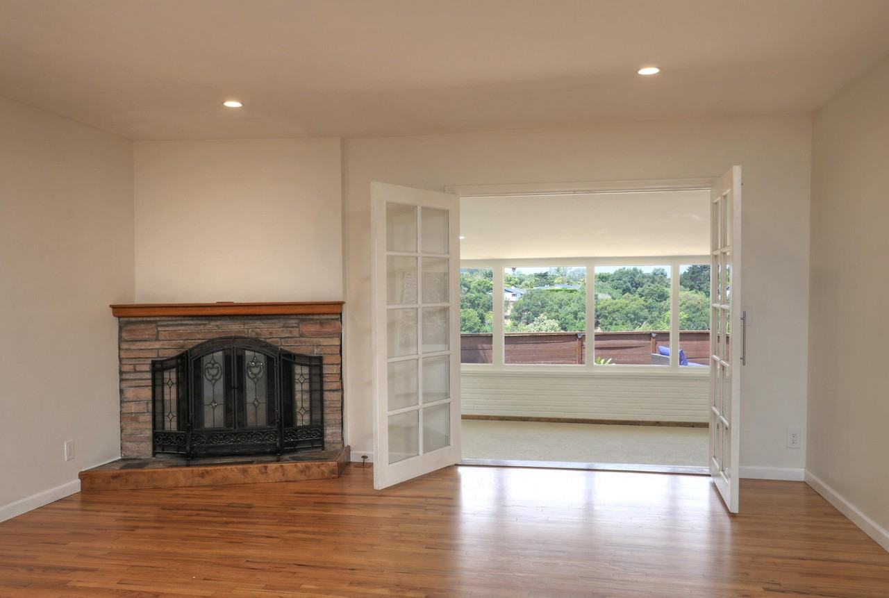 2635 Hacienda Way - Photo 6 of 21