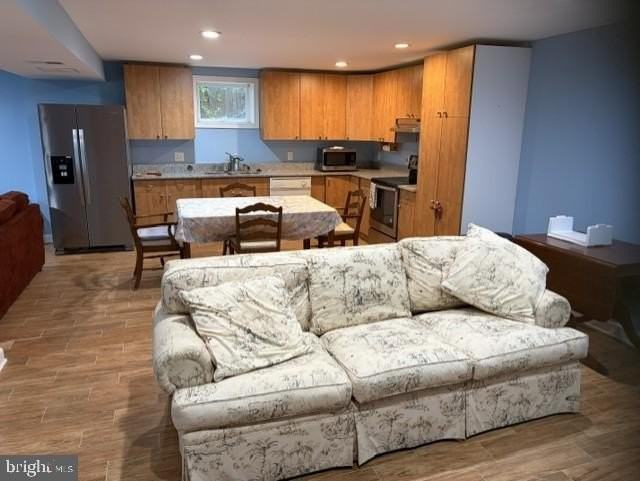 9464 Seven Locks Rd - Photo 3 of 6