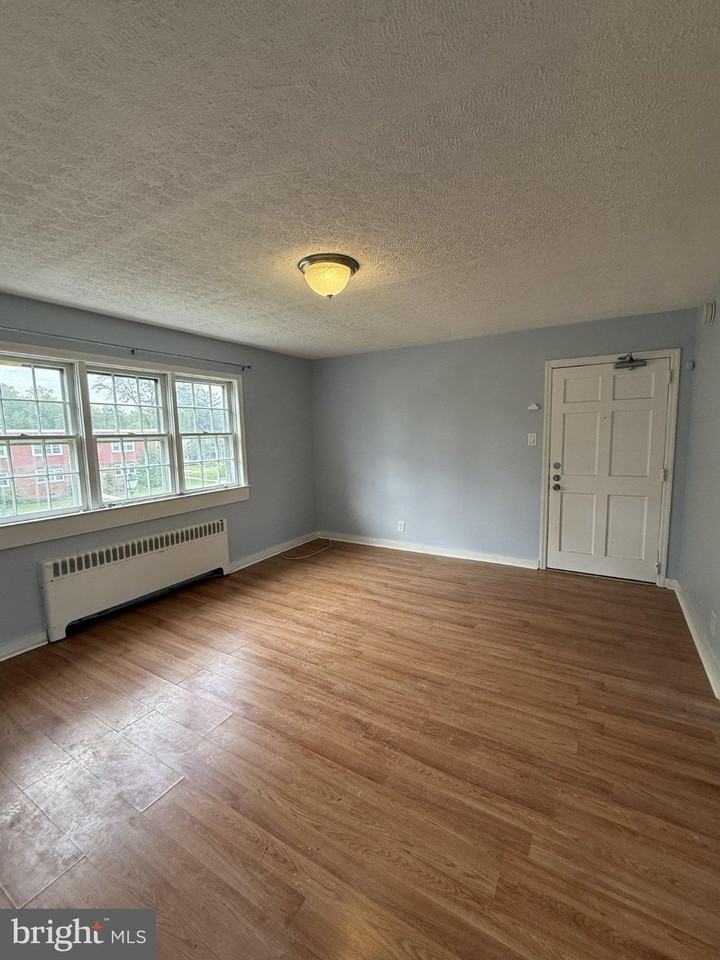 118 Cherry Parke Unit H - Photo 3 of 11