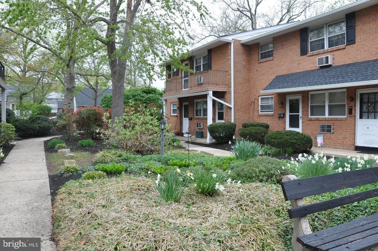 340 Woodlawn Ter #B1 - Photo 2 of 19