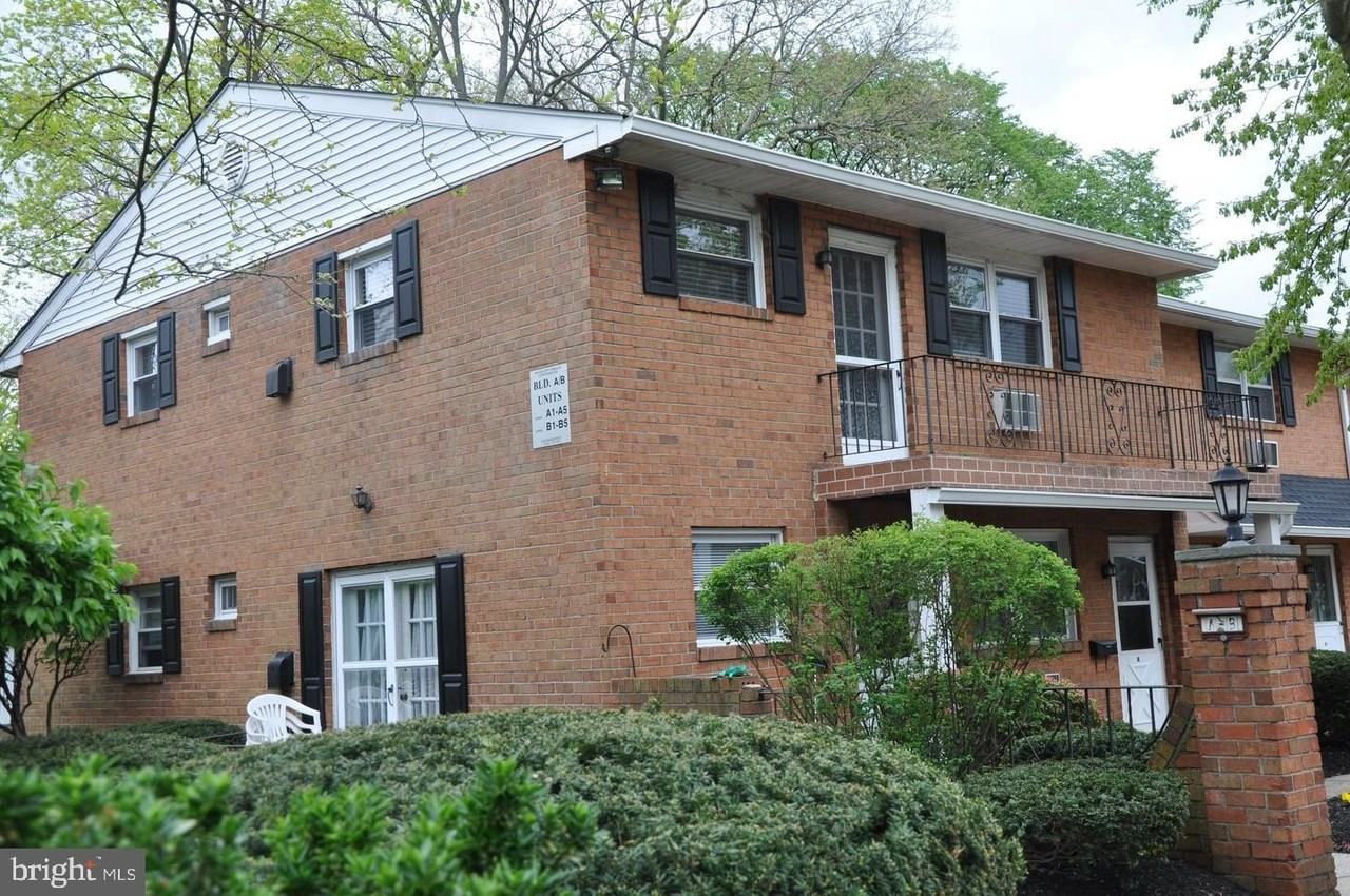 340 Woodlawn Ter #B1 - Photo 5 of 19