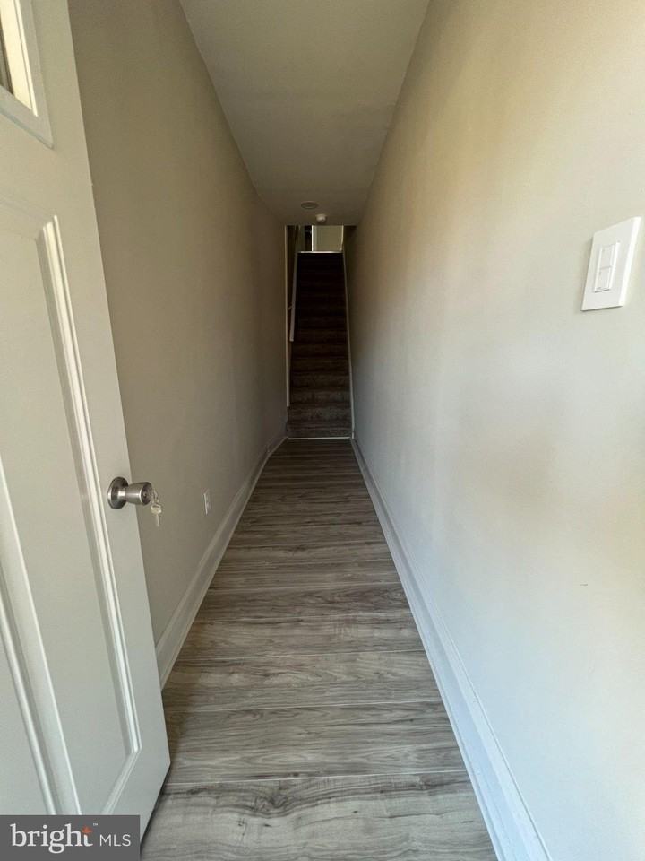 605 E Broad St #B - Photo 2 of 14