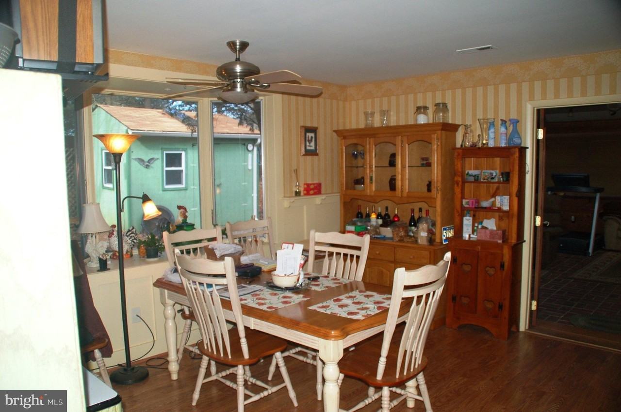 176 Kenton Dr - Photo 4 of 16