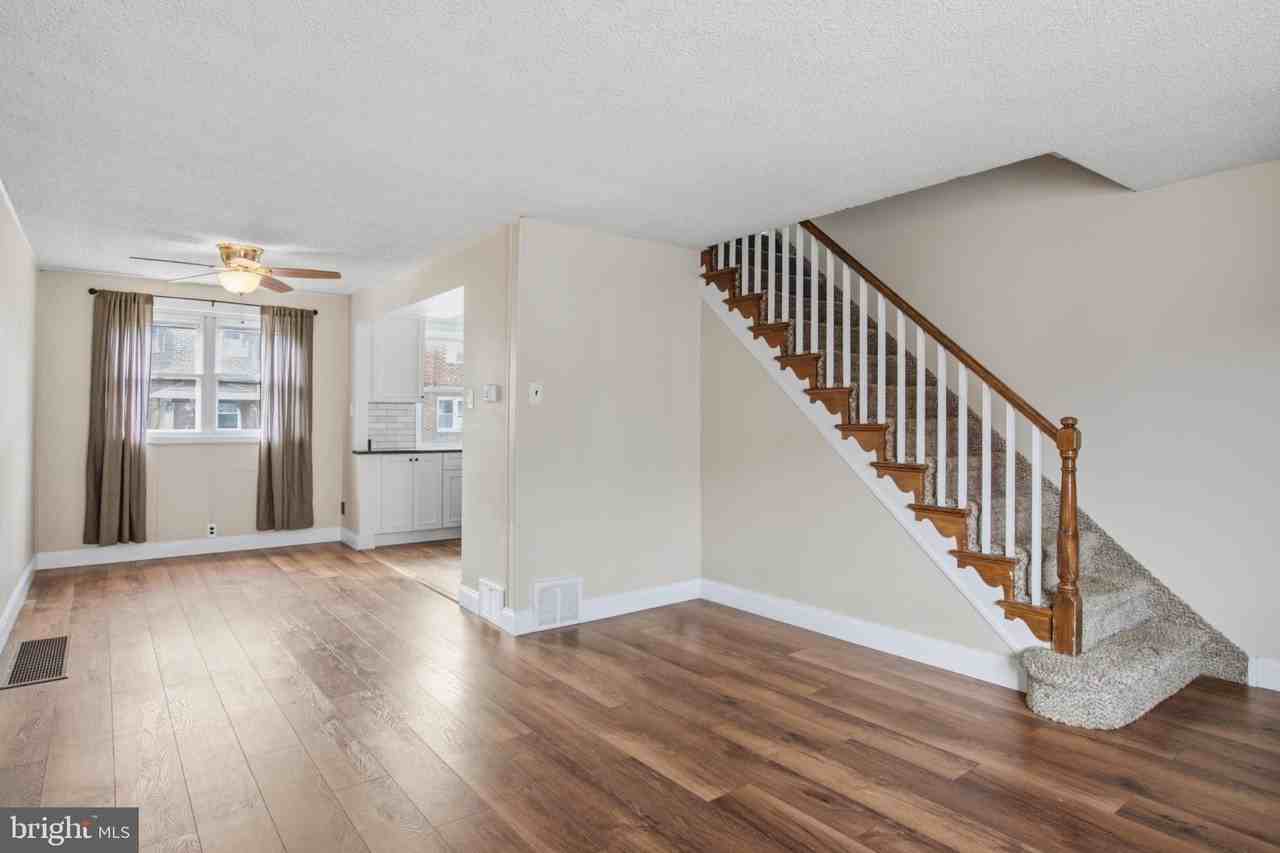8119 Terry St - Photo 6 of 19