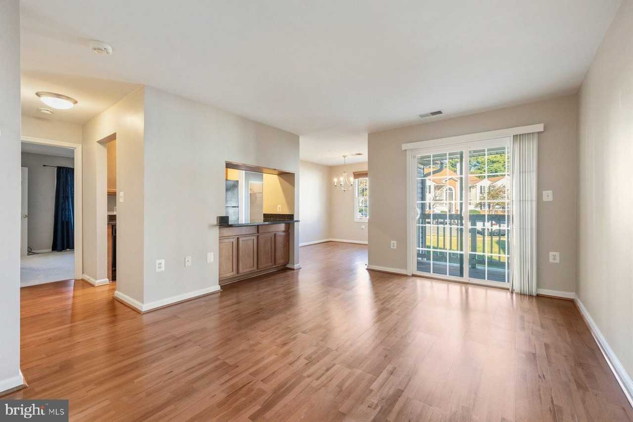 105 Westwick Ct #6 - Photo 3 of 28