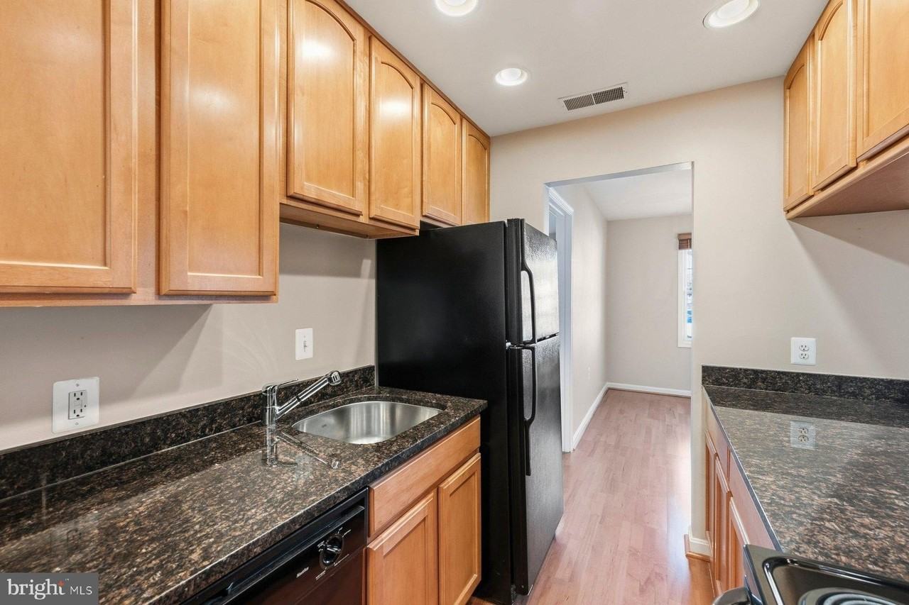 105 Westwick Ct #6 - Photo 7 of 28