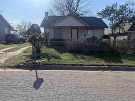 featured image of 2710 Sherman Rd