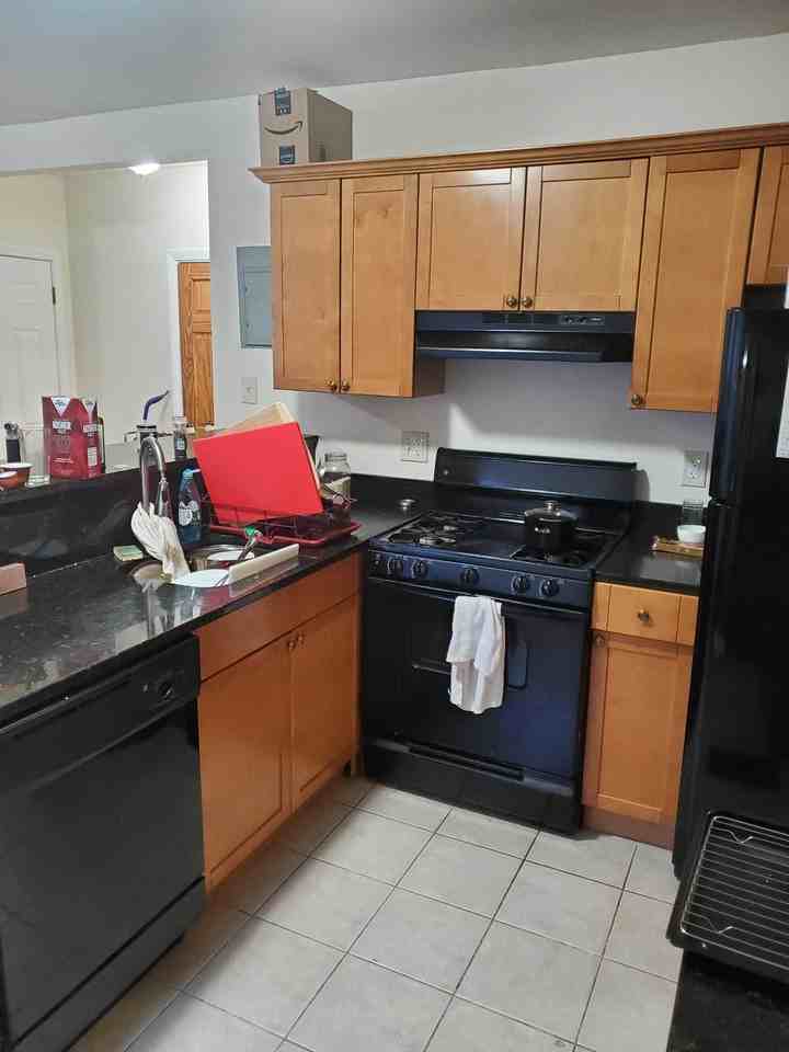 Beacon St - Photo 5 of 25