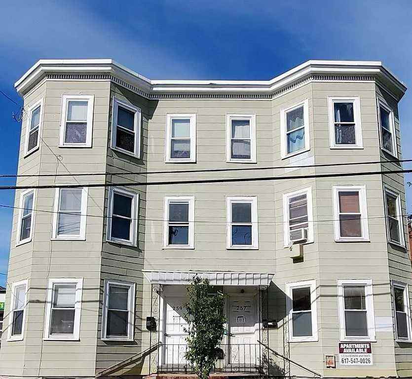 Beacon St - Photo 6 of 6