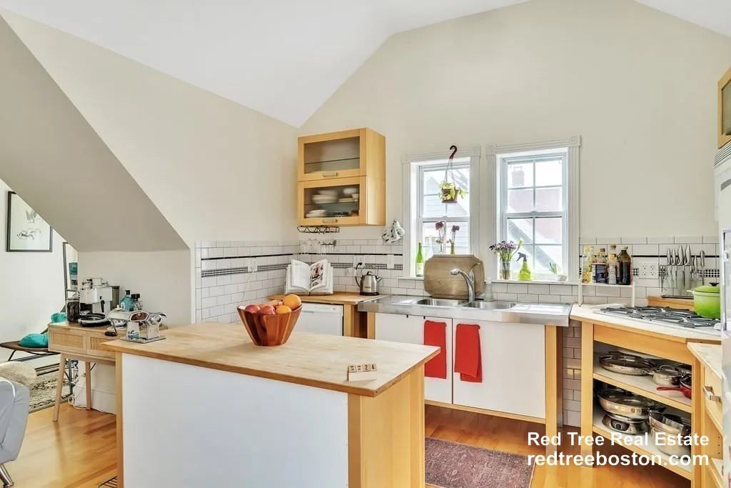 57 Winslow Ave #3 - Photo 6 of 14