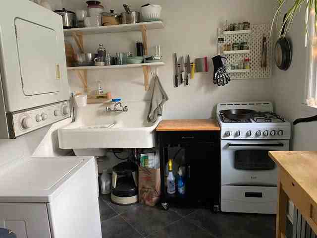 1410 N 4th St #1 - Photo 4 of 7