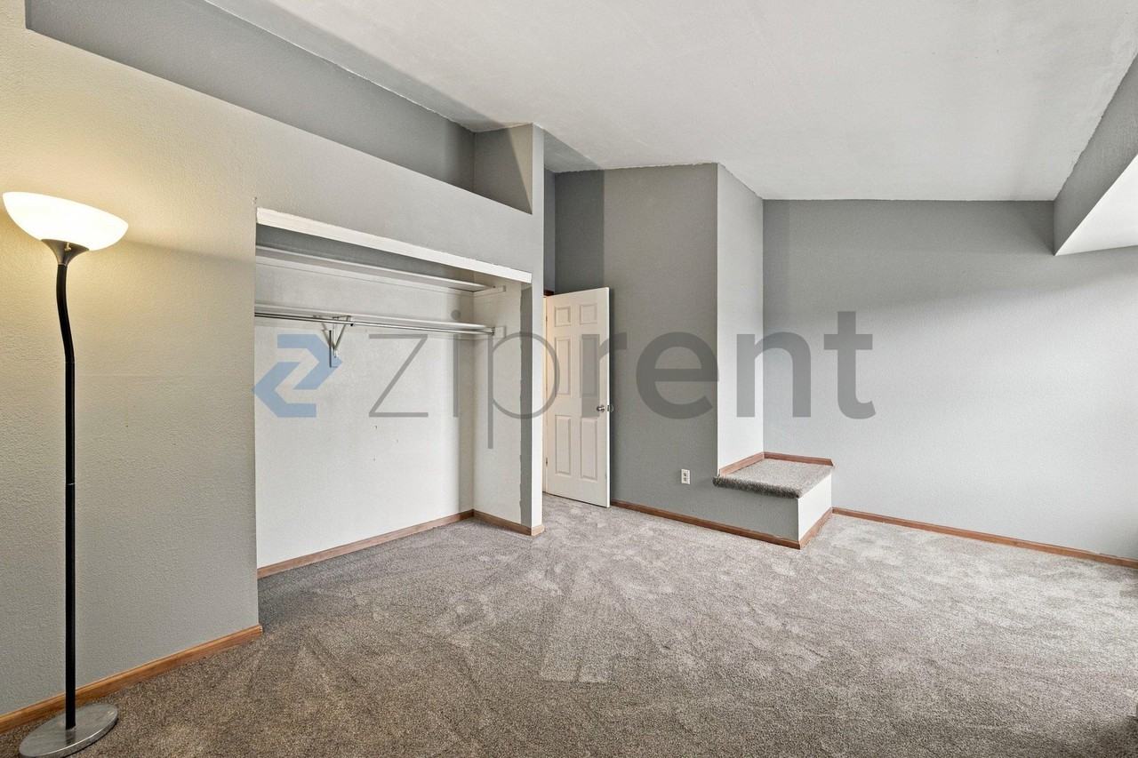 1347 Firefly Cir - Photo 6 of 20
