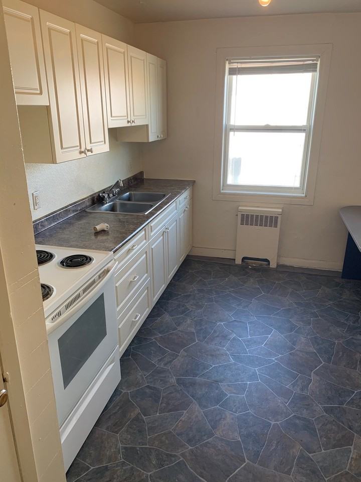 210 Jamison Avenue - Photo 2 of 7