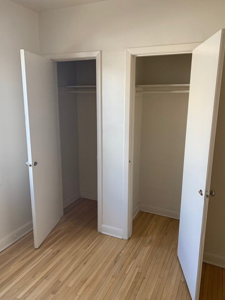 210 Jamison Avenue - Photo 6 of 7