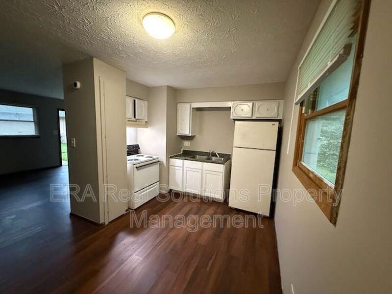 102 Eaton St - Photo 5 of 8