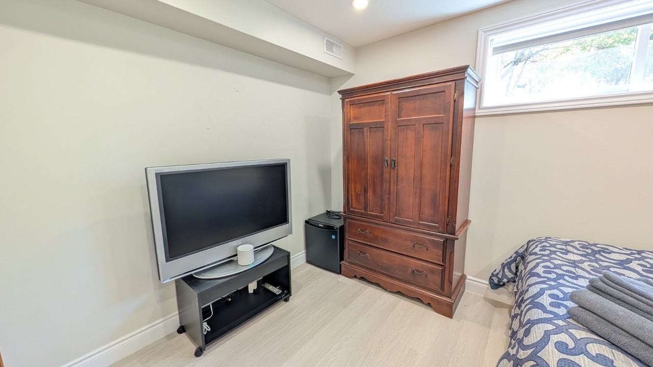 31 Bowerbank Drive #B1 - Photo 7 of 19