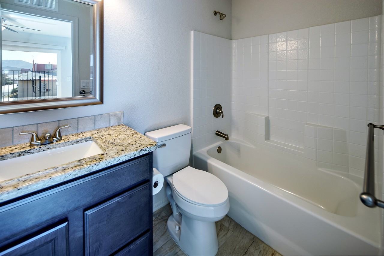 Swanson Cottages II - Photo 6 of 29