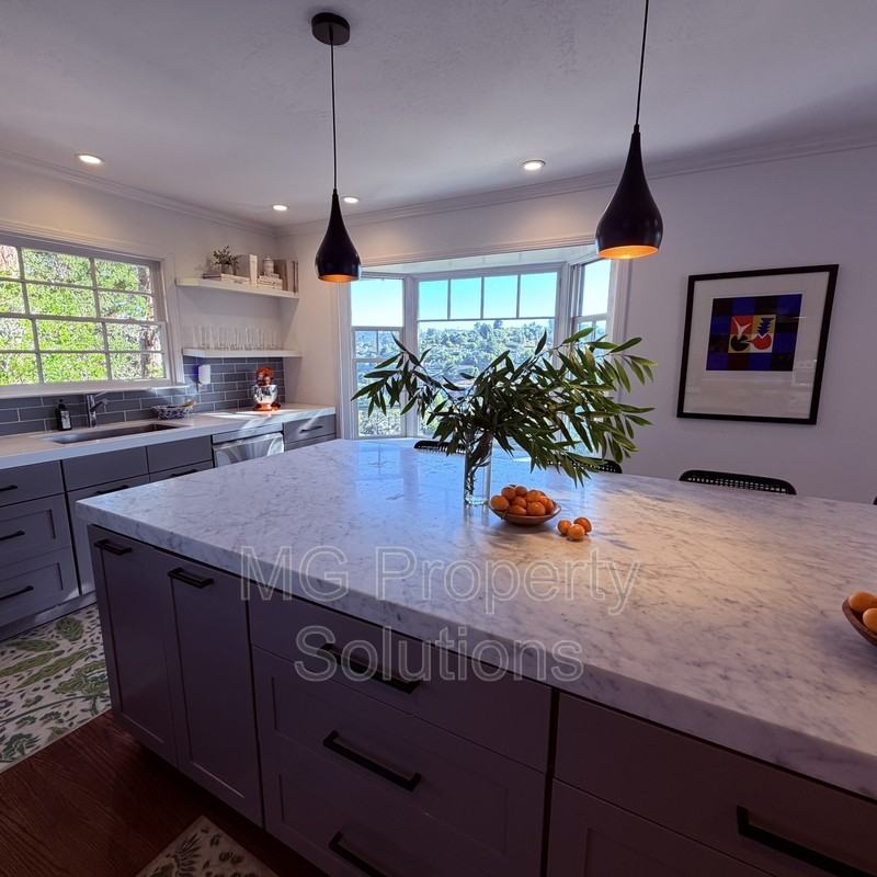 74 Bay Vista Dr - Photo 3 of 32