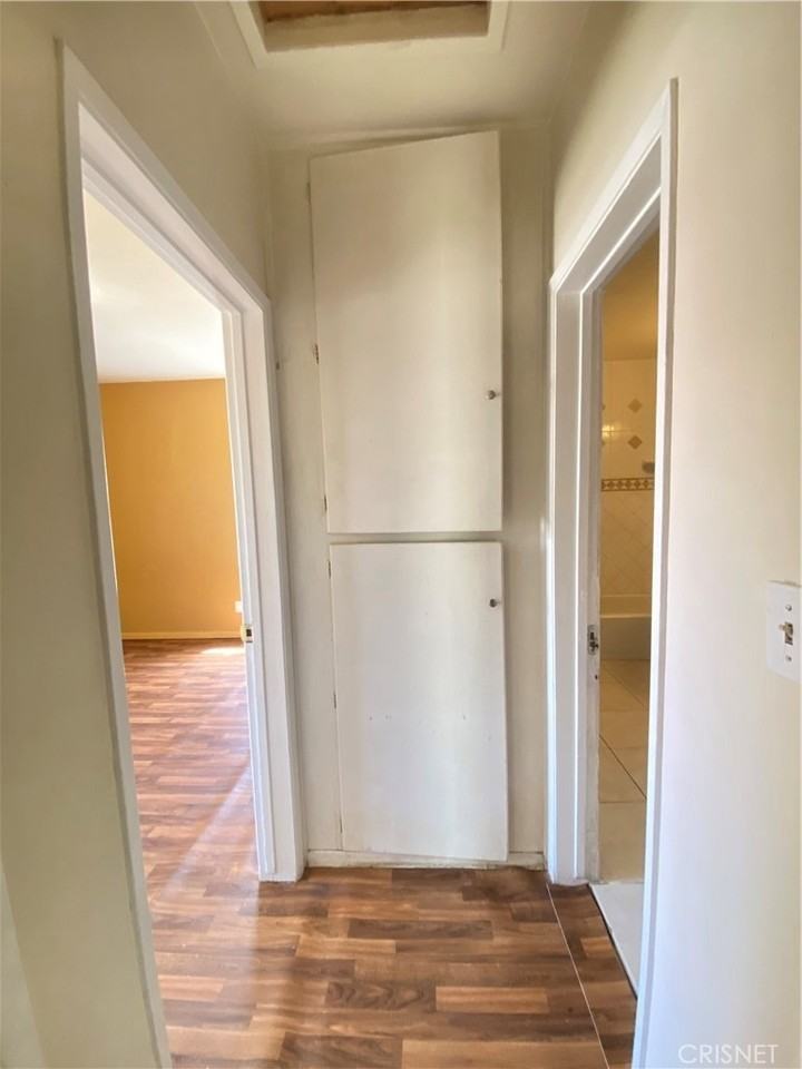 43360 7th Street East - Photo 6 of 24