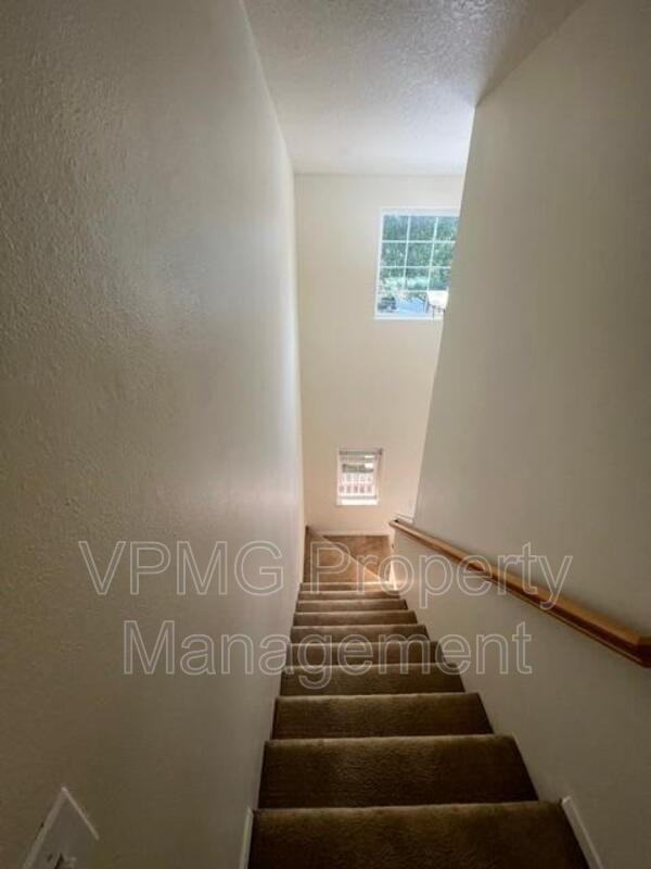 6402 Ne 139th Ct - Photo 6 of 14