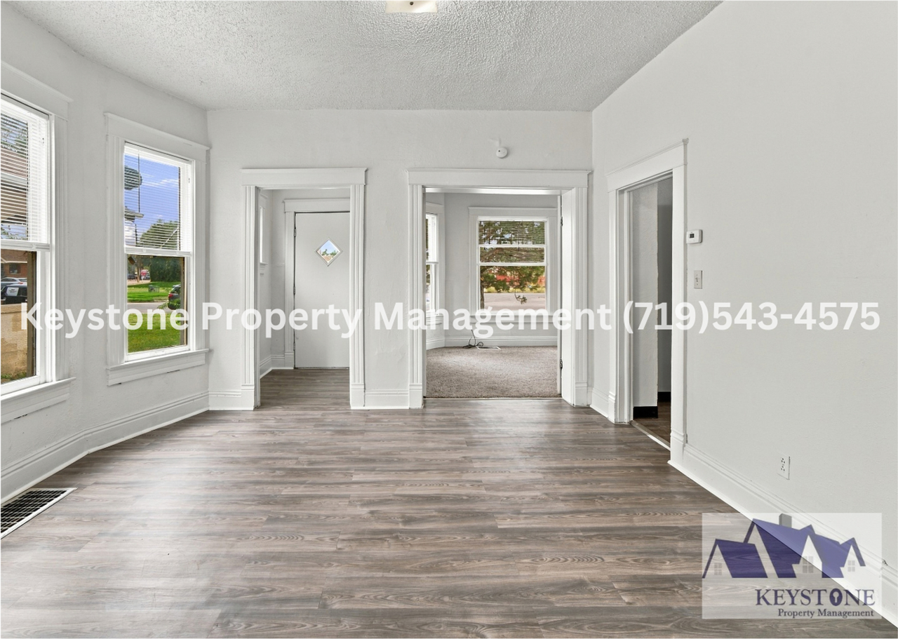 615 W Abriendo Ave #1 - Photo 4 of 23