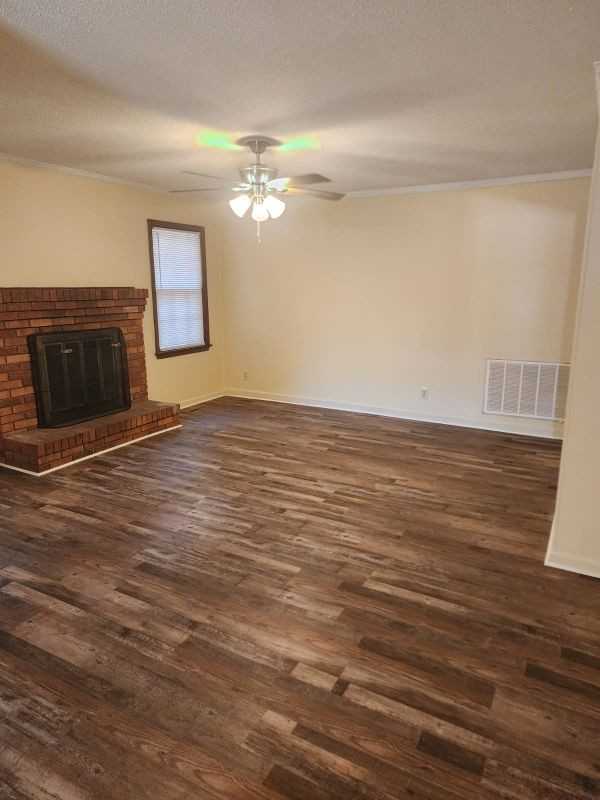 807 S Taylor St - Photo 2 of 9