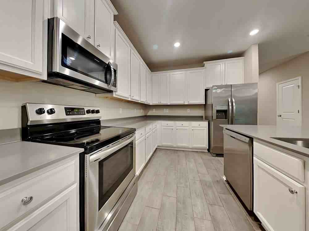 6 Eagle Dr - Photo 4 of 12