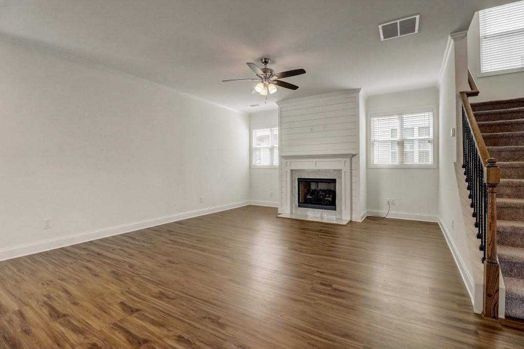 5214 Blake Br - Photo 3 of 17