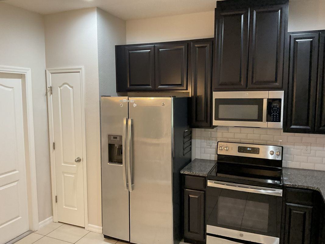 2132 Lennox Dale Ln - Photo 5 of 17