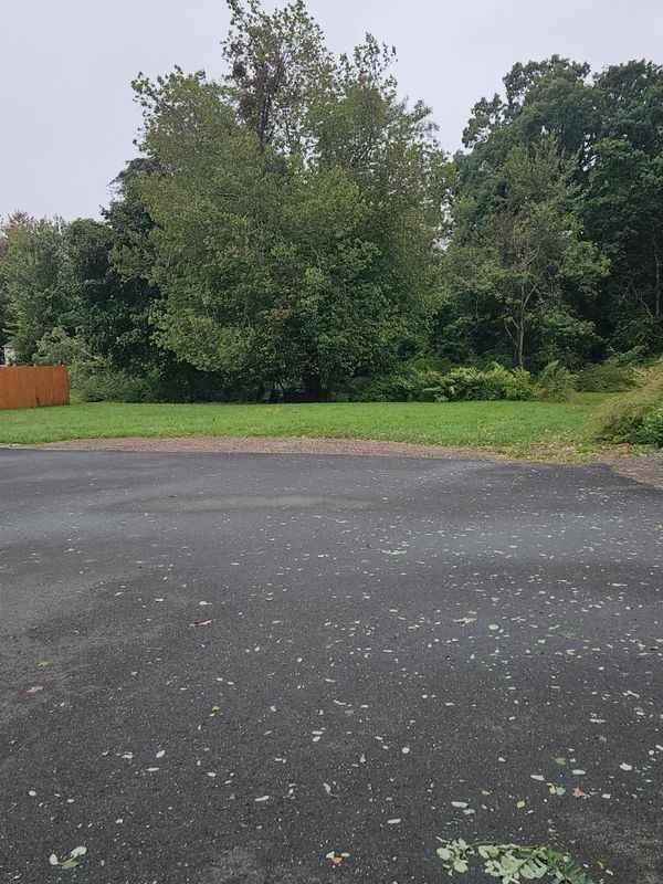 192 Coe Ave - Photo 2 of 3