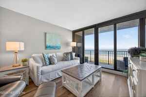 featured image of 601 1st St S ##4c