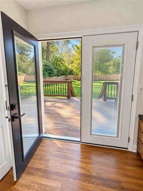 2503 Habersham Dr - Photo 7 of 17