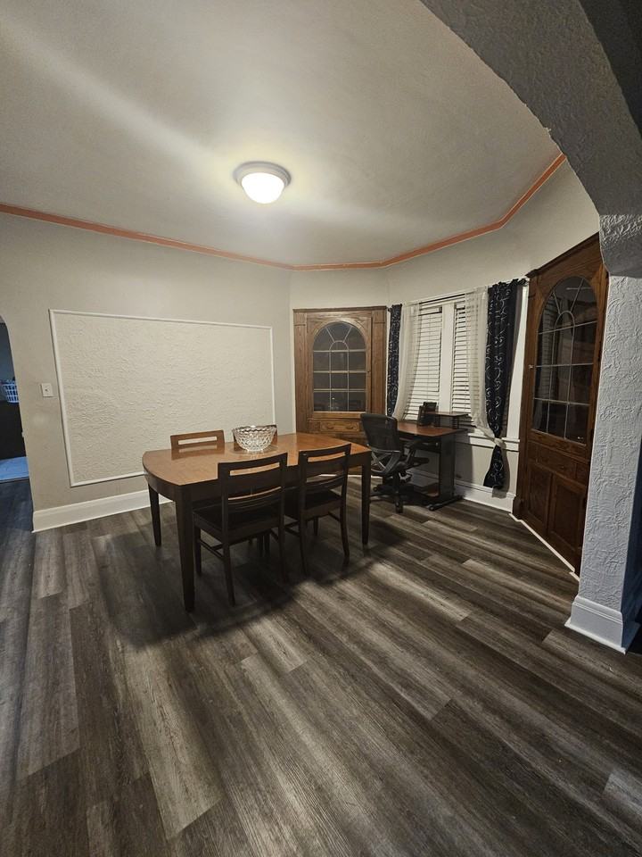 3148 N 42nd Pl #4 - Photo 6 of 6