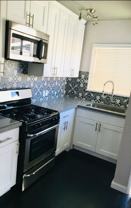 Lomelk Bungalows LLC - Photo 1 of 1