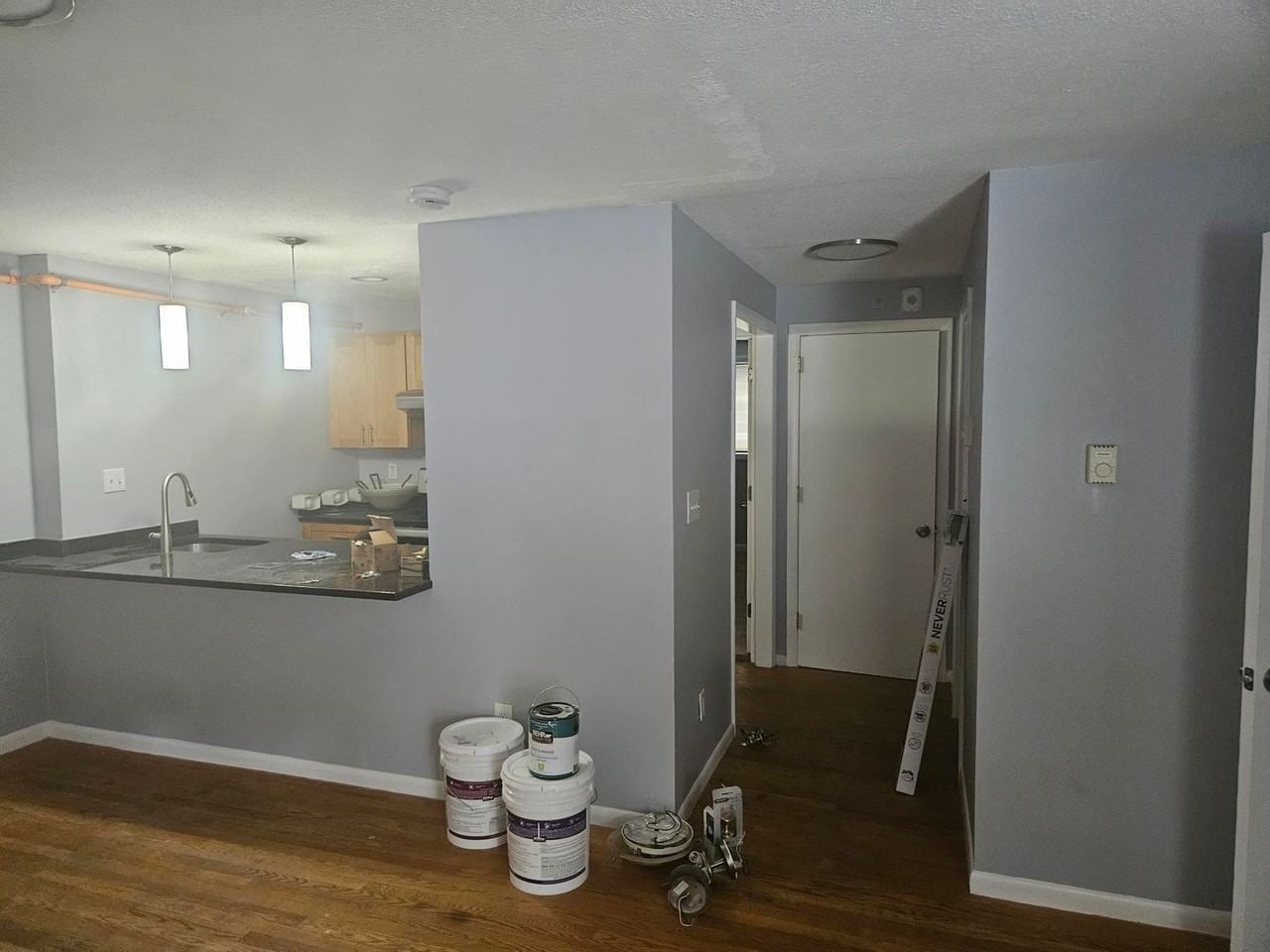 520 Main St - Photo 2 of 9
