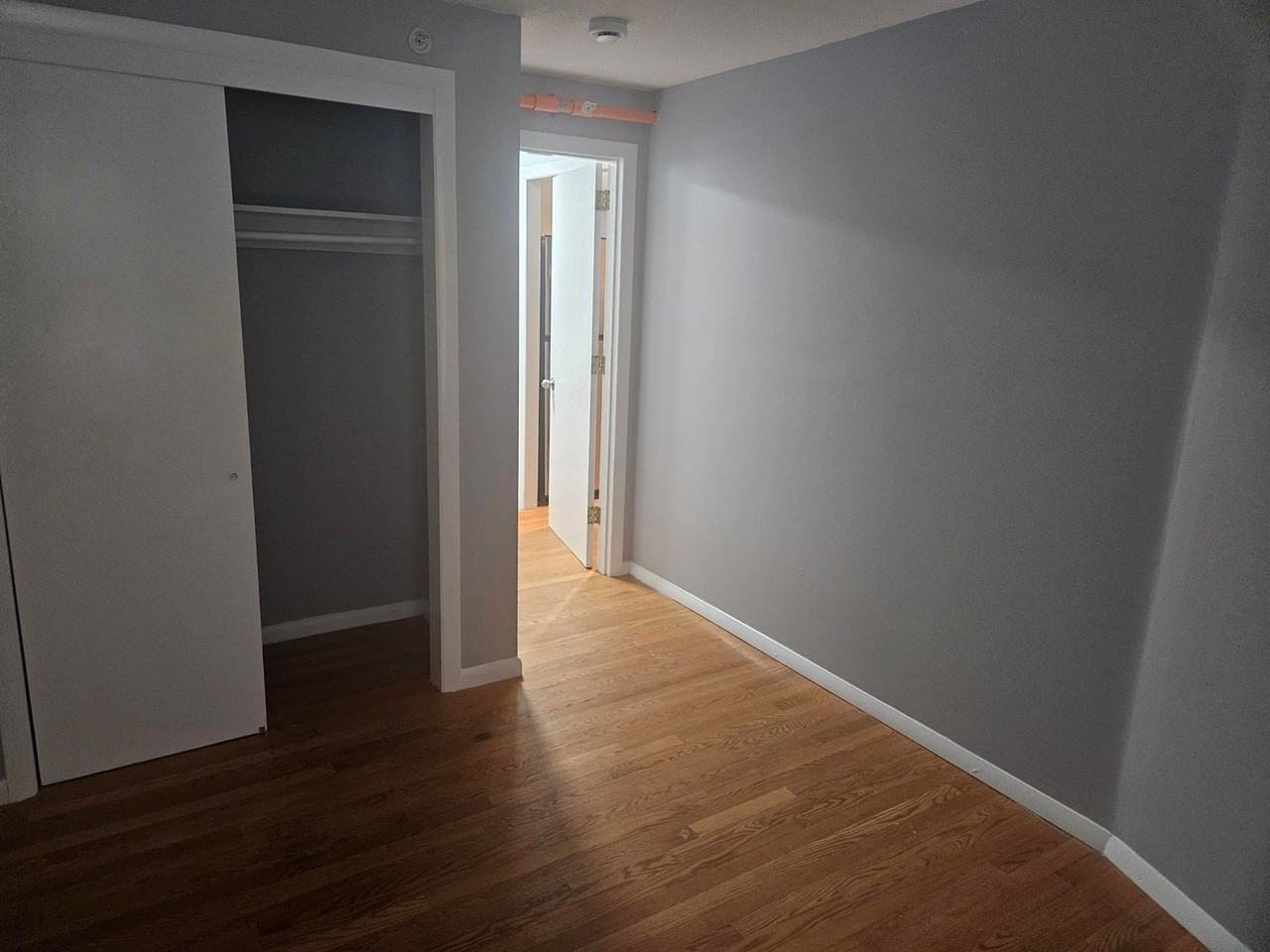 520 Main St - Photo 6 of 9