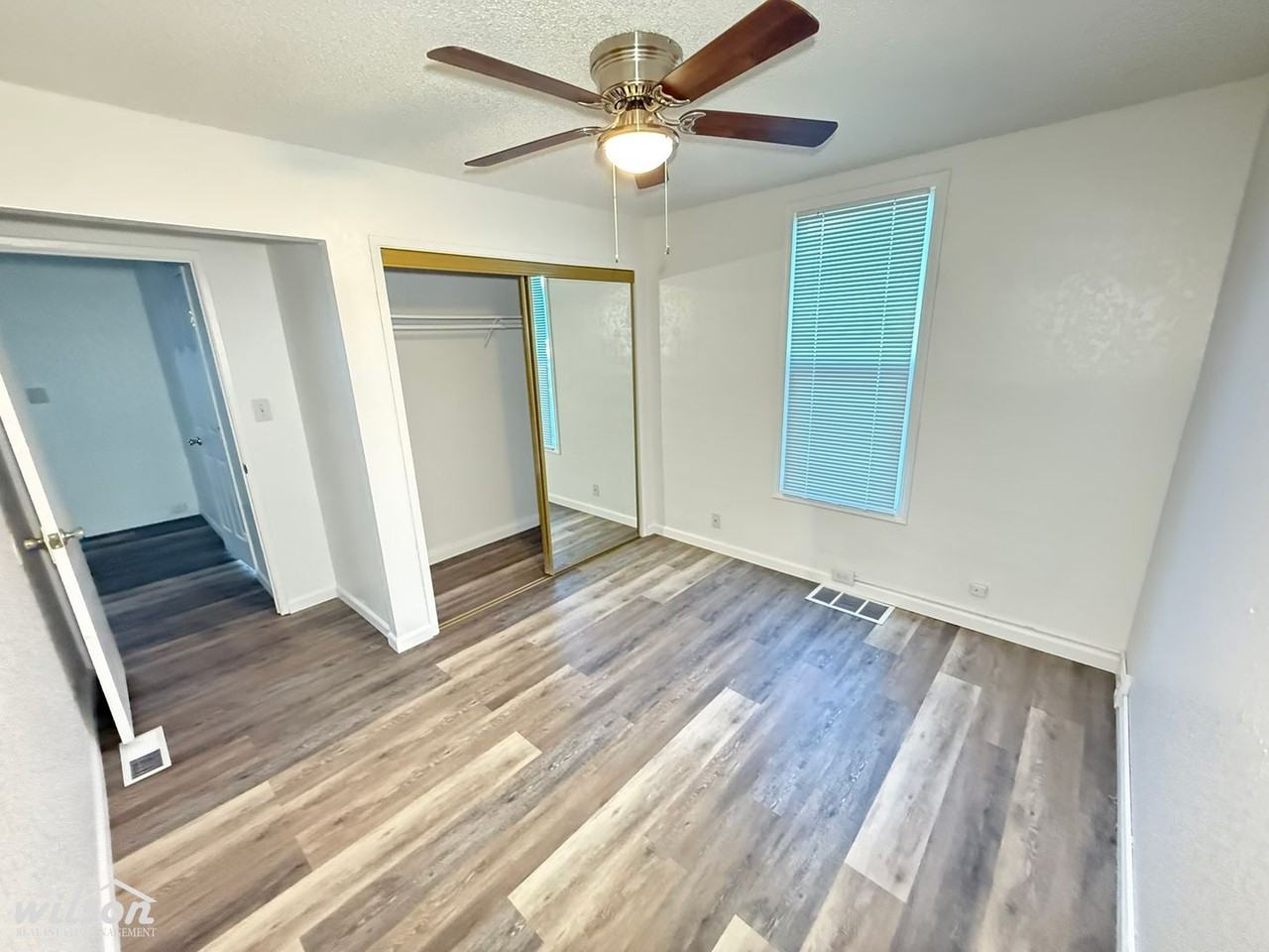 917 Fruitvale Blvd - Photo 7 of 33
