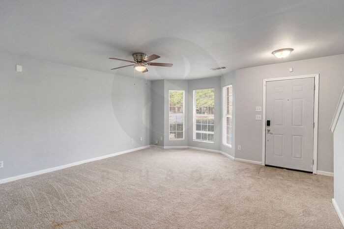 3162 Kingswood Gln - Photo 6 of 22