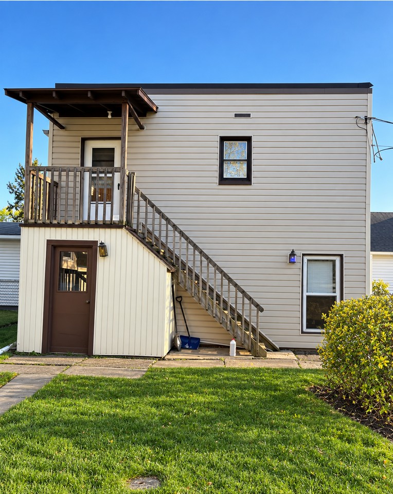 27 Berwin St - Photo 3 of 24