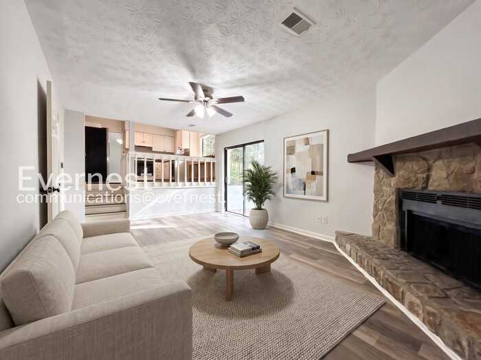 640 Cranberry Trl - Photo 3 of 24