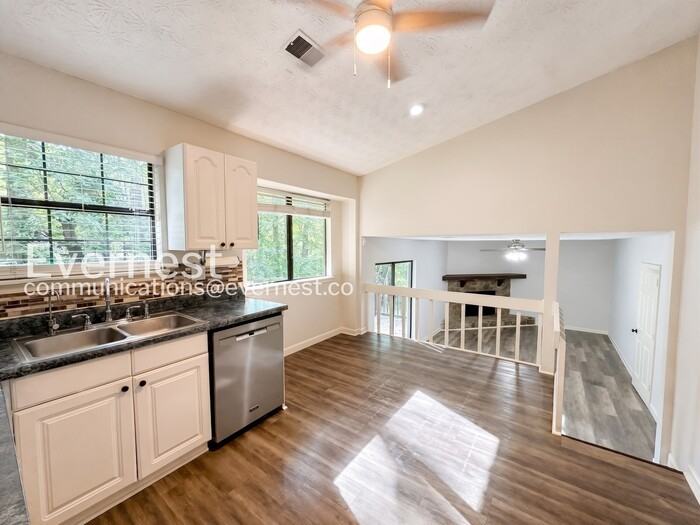 640 Cranberry Trl - Photo 7 of 24