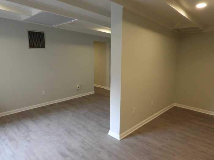 546 Valley Brook Ave #REAR - Photo 4 of 13