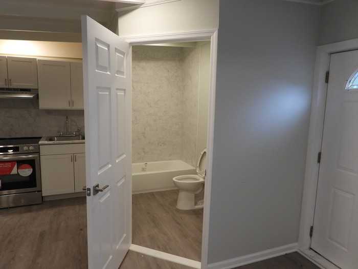 546 Valley Brook Ave #REAR - Photo 7 of 13